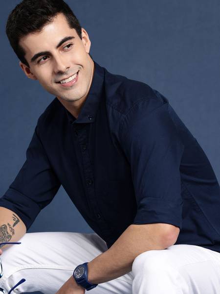 Mast & Harbour Men Solid Casual Dark Blue Shirt