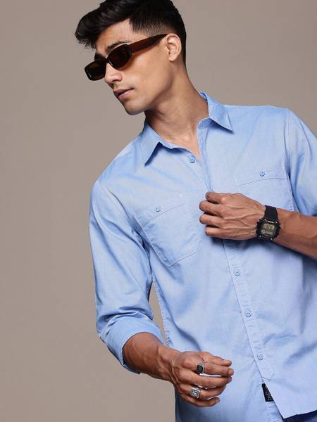 Roadster Men Solid Casual Blue Shirt