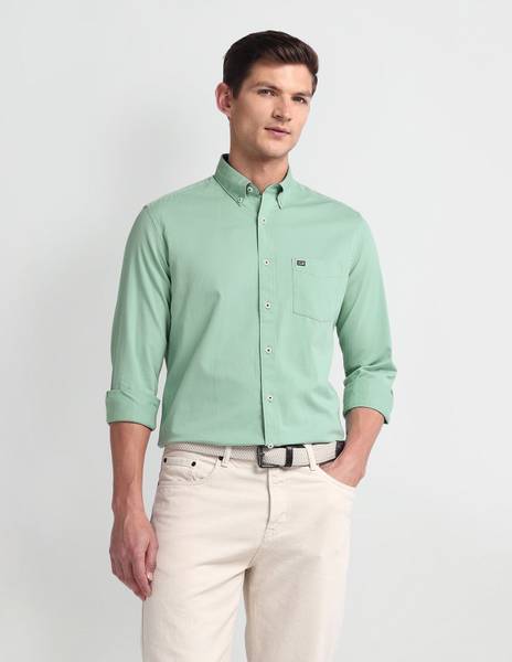 Arrow Sport Men Solid Casual Green Shirt
