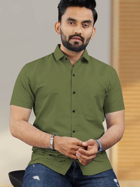 VeBNoR Men Solid Casual Green Shirt