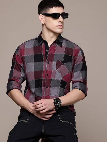 Roadster Men Checkered Casual Brown Shirt