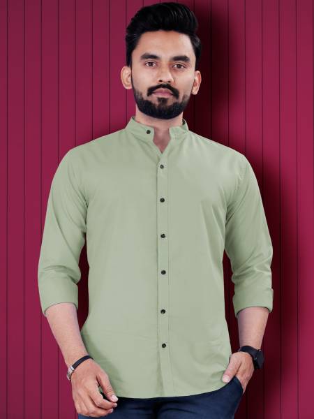 VeBNoR Men Solid Formal Light Green Shirt