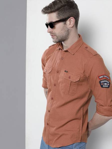 The Indian Garage Co. Men Solid Casual Maroon Shirt