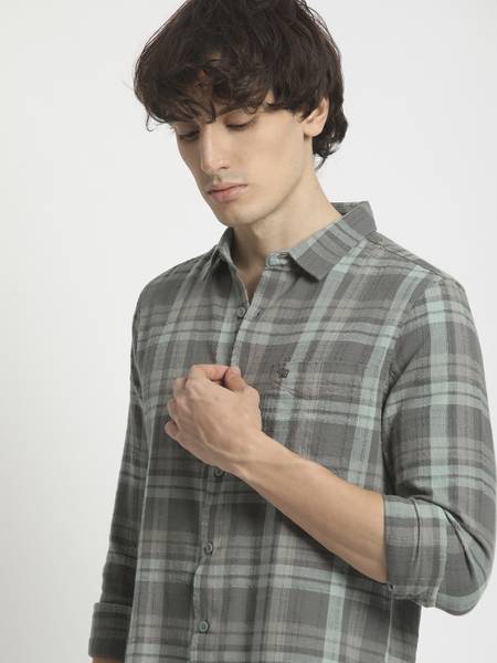 THE BEAR HOUSE Men Checkered Casual Green Shirt