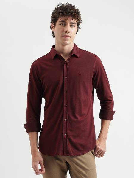 United Colors of Benetton Men Solid Casual Maroon Shirt