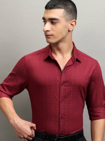 HIGHLANDER Men Self Design Formal Maroon Shirt