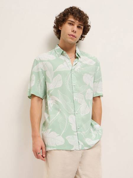 THE BEAR HOUSE Men Printed Casual Green Shirt