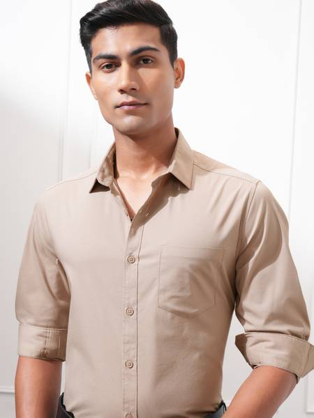 HIGHLANDER Men Solid Casual Brown Shirt