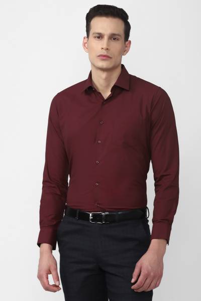 VAN HEUSEN Men Solid Formal Maroon Shirt
