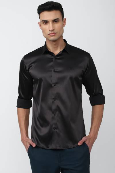 VAN HEUSEN Men Solid Casual Black Shirt
