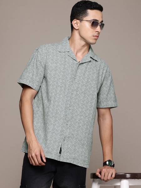 Roadster Men Printed Casual Grey Shirt