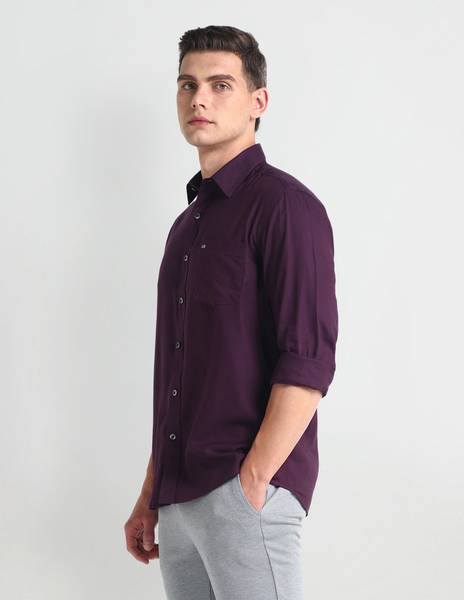 Arrow Sport Men Solid Casual Purple Shirt