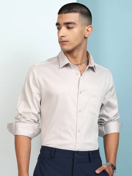 HIGHLANDER Men Solid Formal Grey Shirt