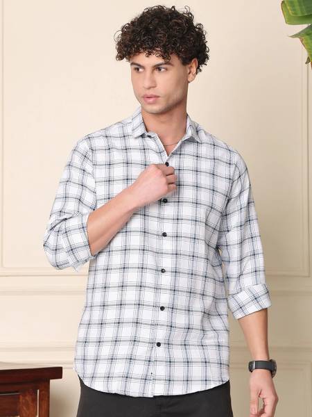Tanip Men Checkered Casual White Shirt