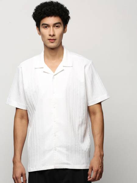 FUBACK Men Solid Casual White Shirt