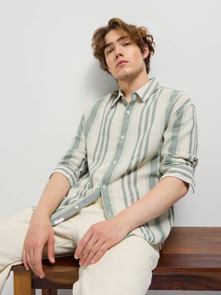 THE BEAR HOUSE Men Striped Casual Green Shirt