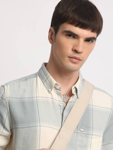 THE BEAR HOUSE Men Checkered Casual White, Grey Shirt