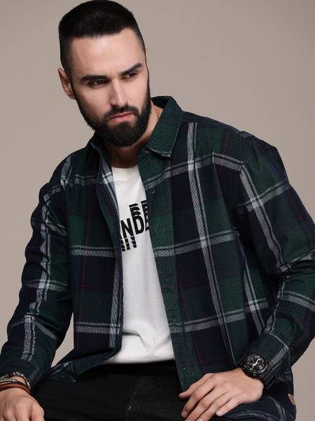 Roadster Men Checkered Casual Dark Green Shirt