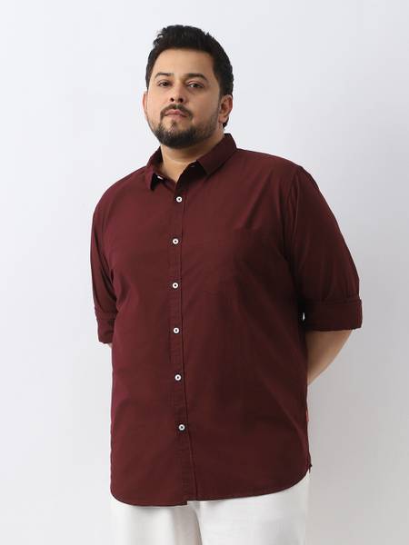 Urbano Plus Men Solid Casual Maroon Shirt