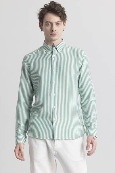 Snitch Men Striped Casual Green Shirt