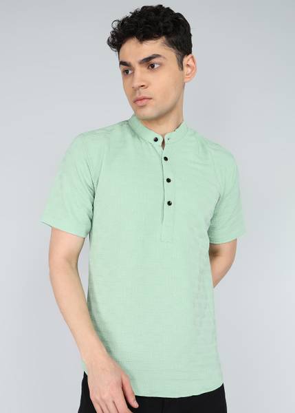 Paralians Men Solid Casual Green Shirt