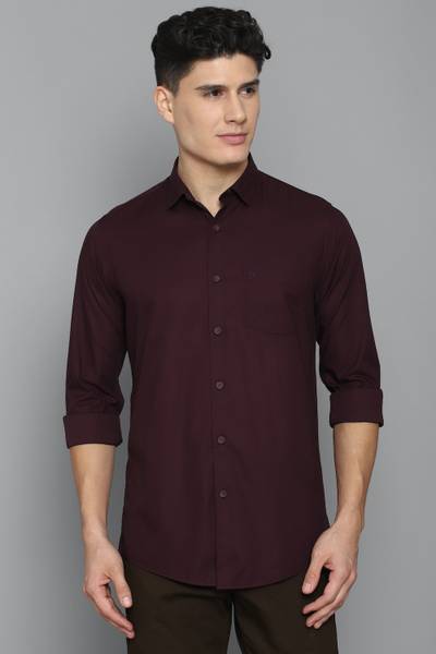 Allen Solly Men Solid Casual Maroon Shirt