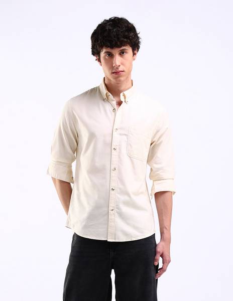 FLYING MACHINE Men Solid Casual White Shirt