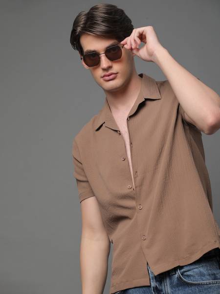 Voroxy Men Solid Casual Brown Shirt