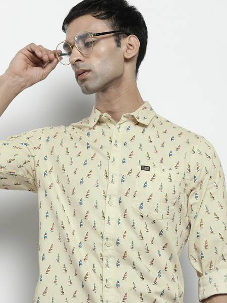 The Indian Garage Co. Men Printed Casual Cream Shirt