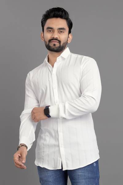 METRONAUT Men Solid Casual Maroon Shirt