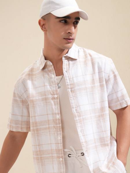 HIGHLANDER Men Solid Casual Beige, White Shirt