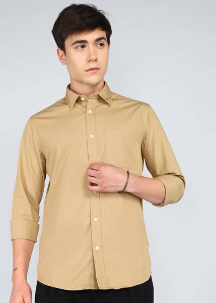 FLYING MACHINE Men Solid Casual Beige Shirt