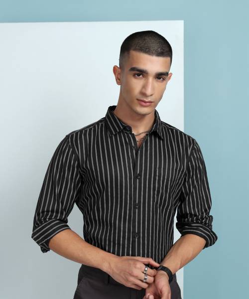 HIGHLANDER Men Striped Casual Black Shirt