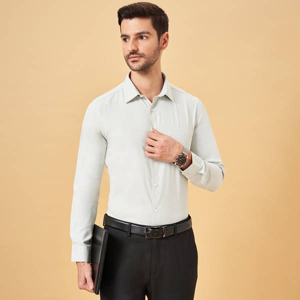 Byford by Pantaloons Men Solid Formal Light Green Shirt