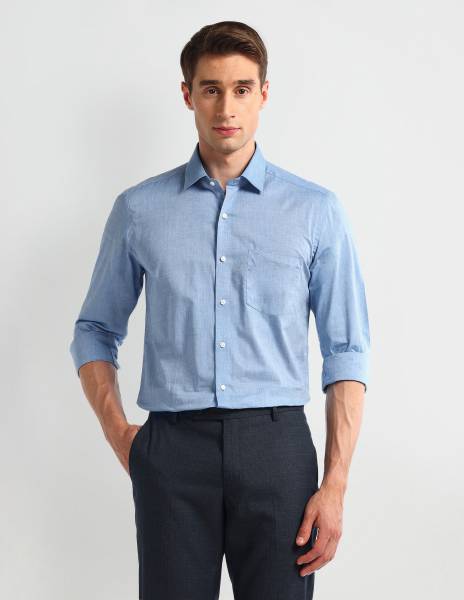 ARROW Men Solid Formal Blue Shirt