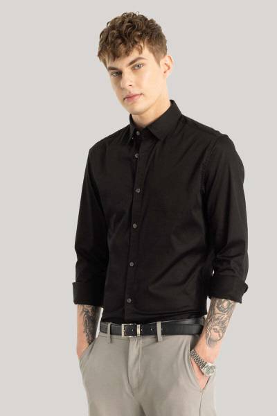 Snitch Men Solid Formal Black Shirt