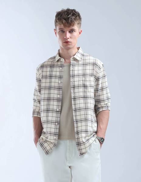 FLYING MACHINE Men Checkered Casual Grey Shirt