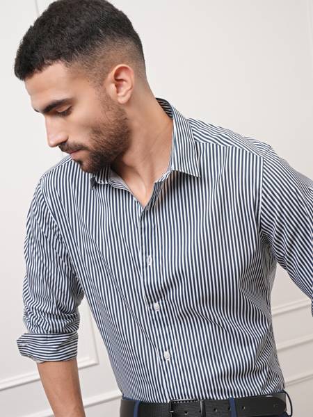 LOCOMOTIVE Men Striped Casual White Shirt