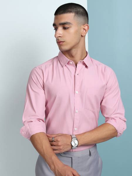 HIGHLANDER Men Solid Formal Purple Shirt