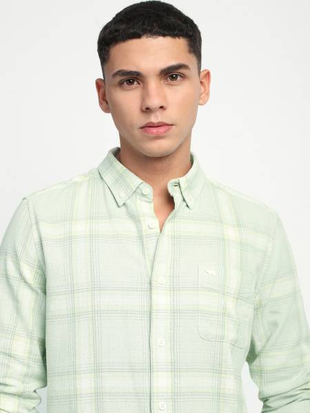 THE BEAR HOUSE Men Checkered Casual Green Shirt