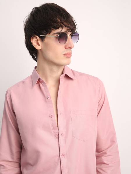 Voroxy Men Solid Casual Pink Shirt