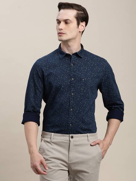 TURTLE Men Printed Casual Blue Shirt