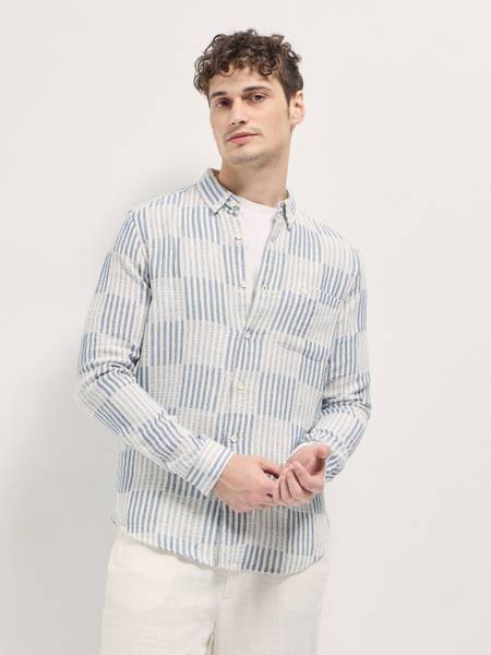 THE BEAR HOUSE Men Checkered Casual Blue Shirt