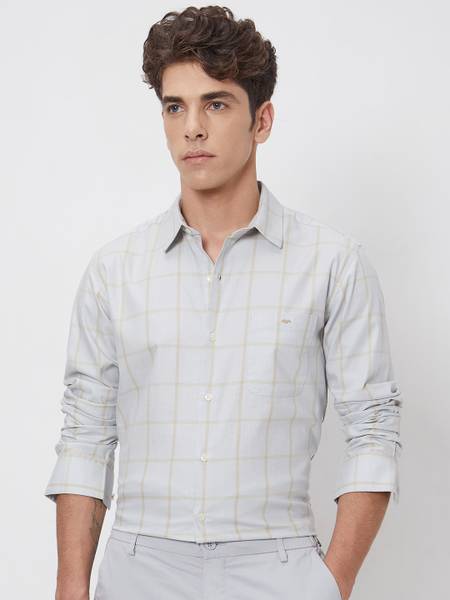 MUFTI Men Checkered Casual Grey, Cream Shirt