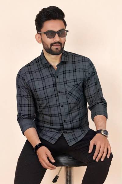 RODEIZ Men Checkered Casual Grey Shirt