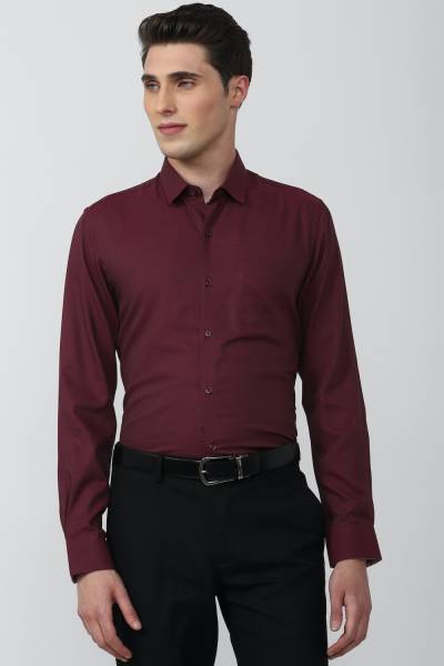 PETER ENGLAND Men Solid Formal Maroon Shirt