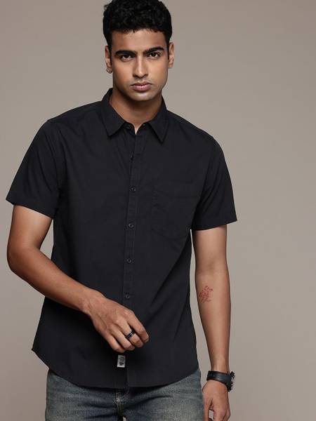 Roadster Men Solid Casual Black Shirt