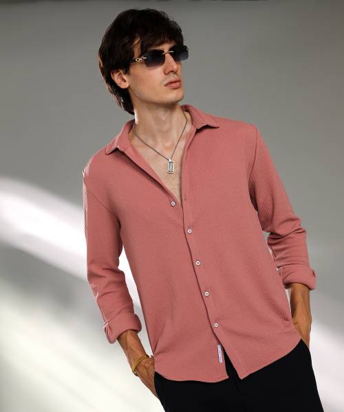 CAMPUS SUTRA Men Solid Casual Pink Shirt