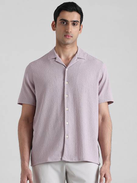 MUFTI Men Solid Casual Purple Shirt