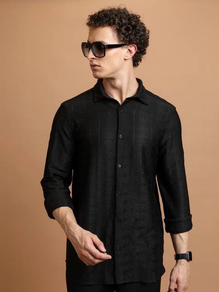 HIGHLANDER Men Printed Casual Black Shirt